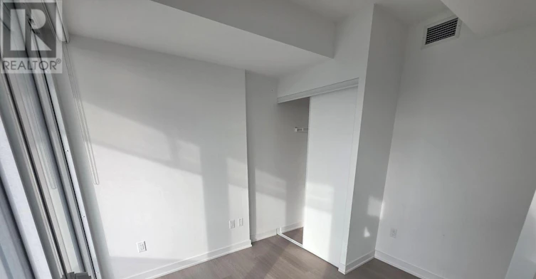 3801-3883 Quartz Road, Mississauga, ON, L5B 0M4 - 8