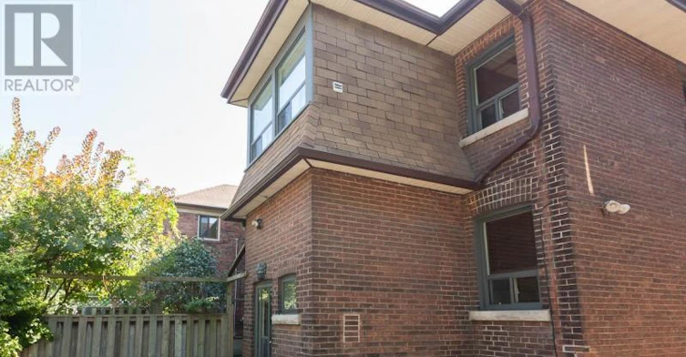 LOWER-16 Laxton Avenue, Toronto, ON, M6K 1K9 - 2