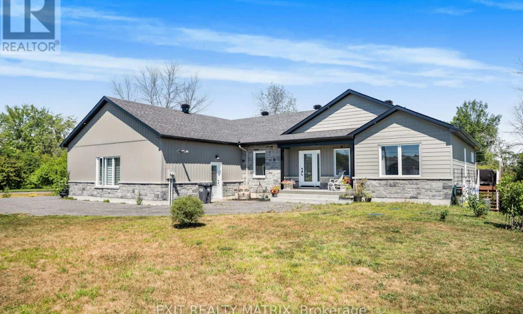 3515 Front Road E