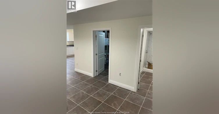 LOWER-726 Grand Marais Road East, Windsor, ON, N8X 3H8 - 4