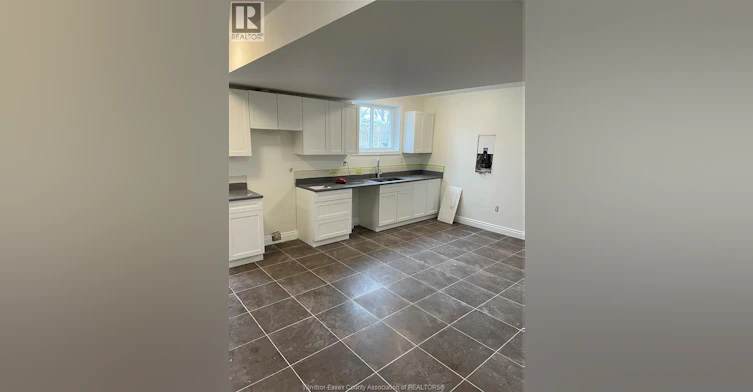 LOWER-726 Grand Marais Road East, Windsor, ON, N8X 3H8 - 3