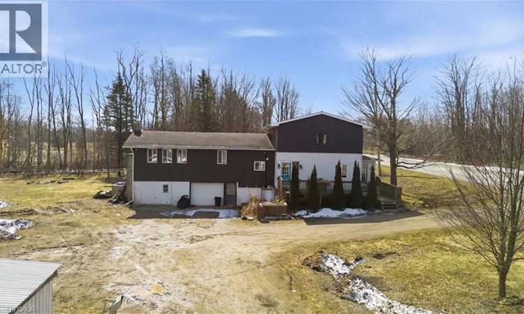 303 Bruce 9 Road