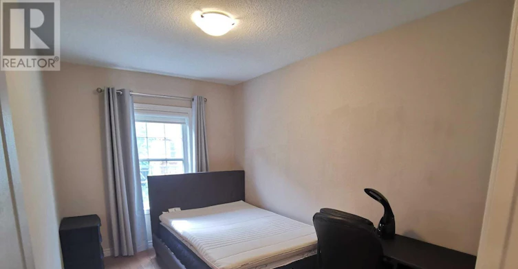 133 St Leger Street, Kitchener, ON, N2H 0B2 - 8