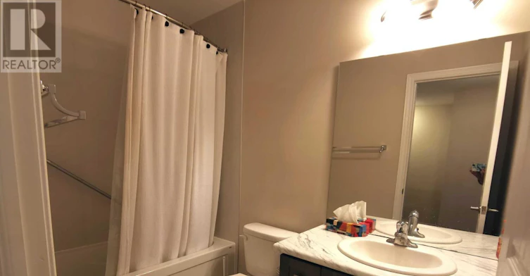 133 St Leger Street, Kitchener, ON, N2H 0B2 - 9
