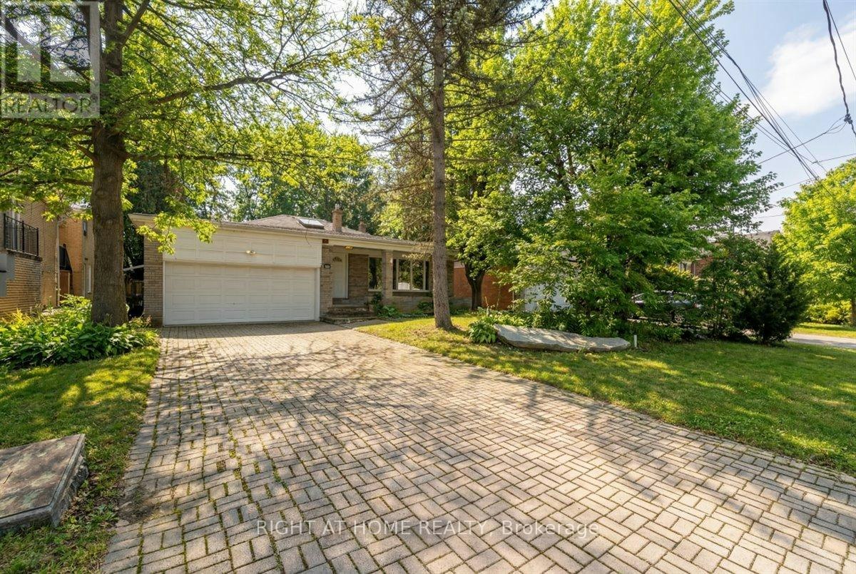 23 Christine Crescent, Toronto, ON, M2R 1A4