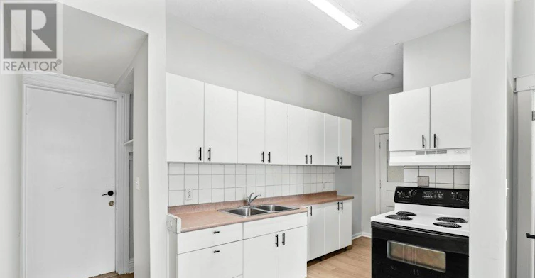 67 Ontario Avenue, Hamilton, ON, L8N 2X1