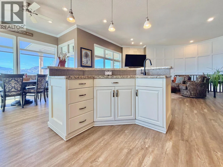 304 One Quail Place, Okanagan Falls, BC, V0H 1R0 - 18