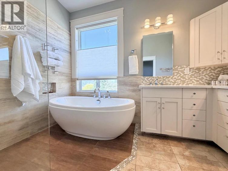 304 One Quail Place, Okanagan Falls, BC, V0H 1R0 - 25