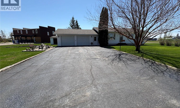 109 Road Avenue