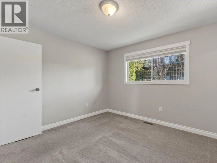 1453 NE Okanagan Avenue, Salmon Arm, BC, V1E 1N5 - 8