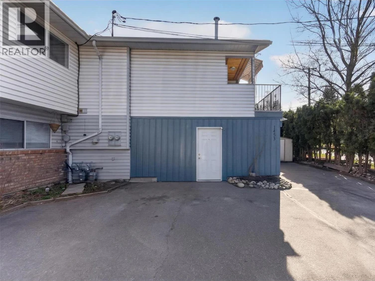 1453 NE Okanagan Avenue, Salmon Arm, BC, V1E 1N5 - 71