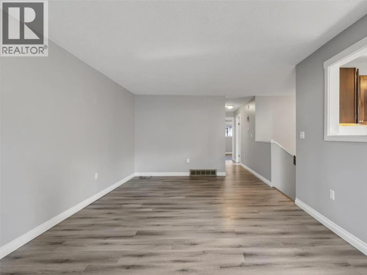 1453 NE Okanagan Avenue, Salmon Arm, BC, V1E 1N5 - 21