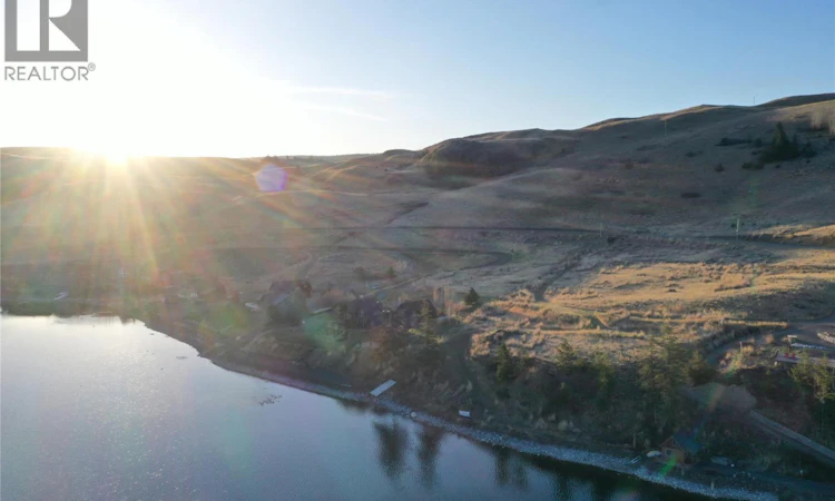 8533 Old Kamloops Road