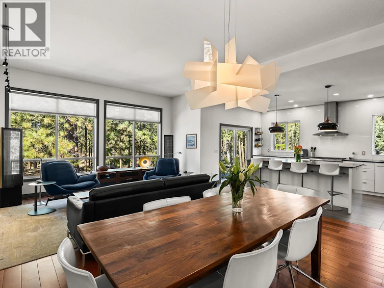 4150 S Gallaghers Forest, Kelowna, BC, V1W 5E4 - 9