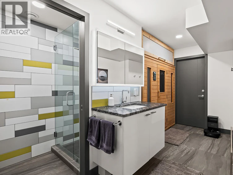 4150 S Gallaghers Forest, Kelowna, BC, V1W 5E4 - 35