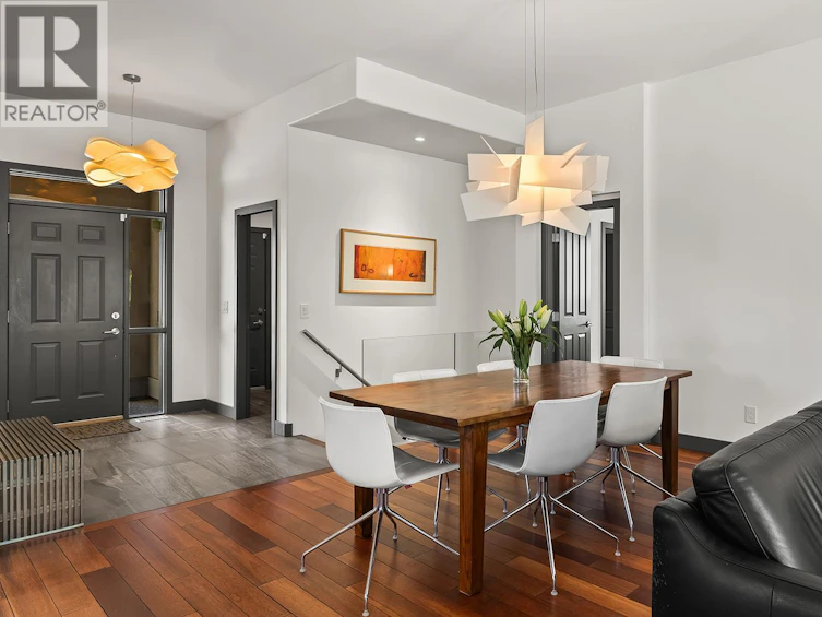 4150 S Gallaghers Forest, Kelowna, BC, V1W 5E4 - 4