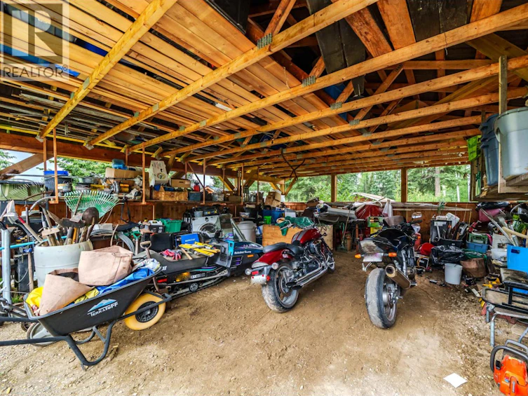 7478 Burgess Road, Deka Lake, BC, V0K 1X3 - 31