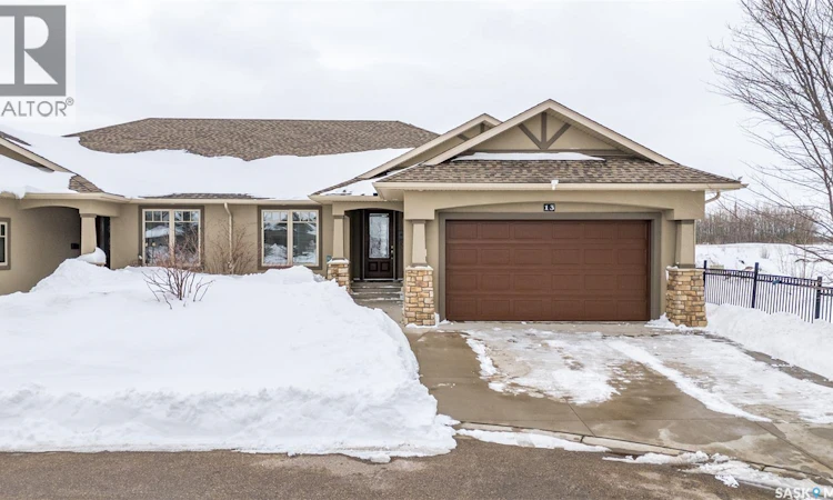 13-2805 Lakeview Drive