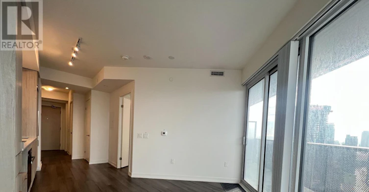 6212-138 Downes Street, Toronto, ON, M5E 0E4 - 4