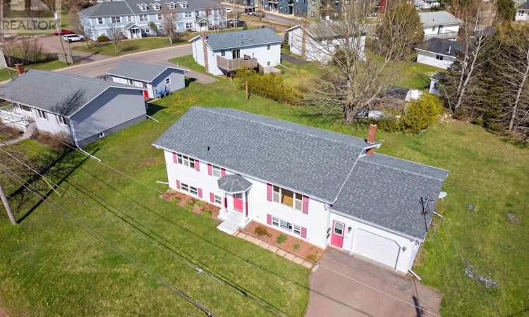 371 Brophy Avenue