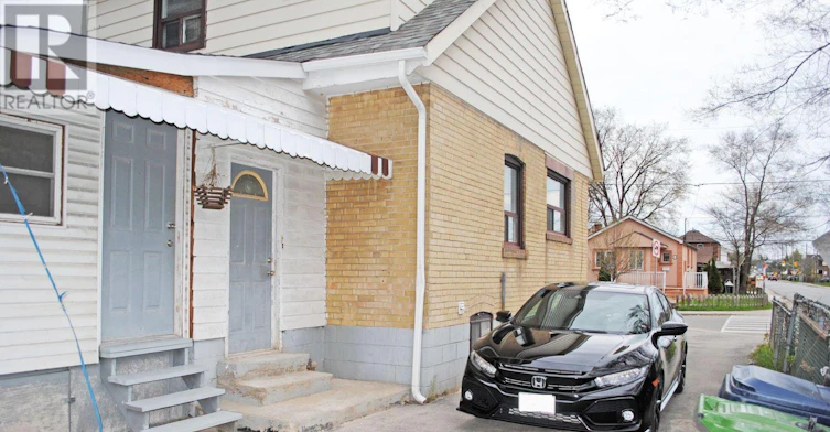 STUDIO-42 St Dunstan Drive, Toronto, ON, M1L 2V5 - 8