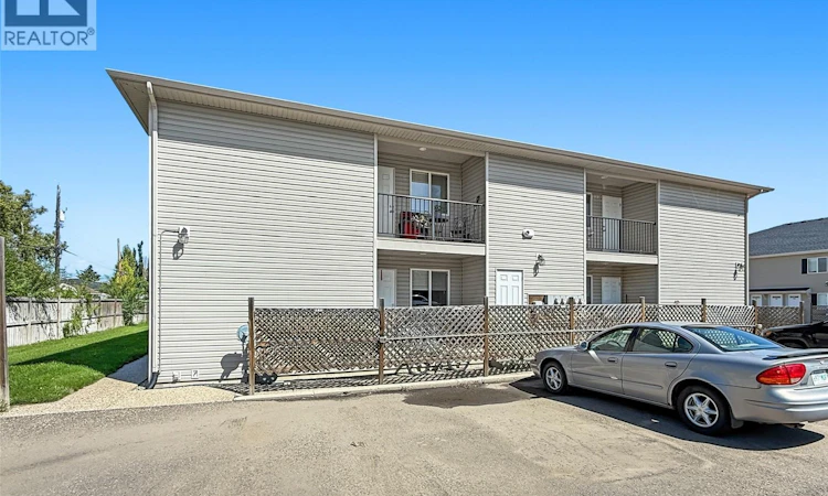 113-825 Gladstone Street E