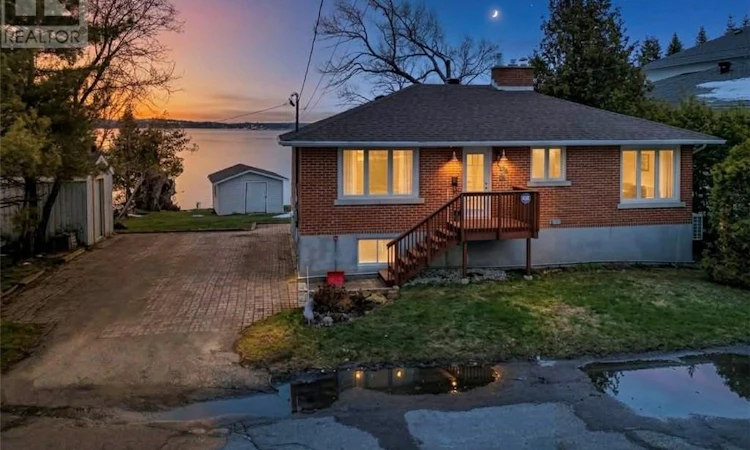 488 Lake Point Court