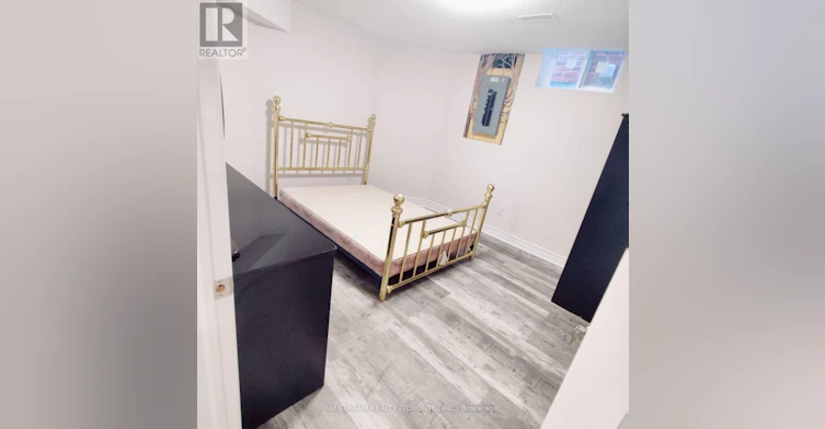 217 Badessa Circle, Vaughan, ON, L4J 6C9 - 5