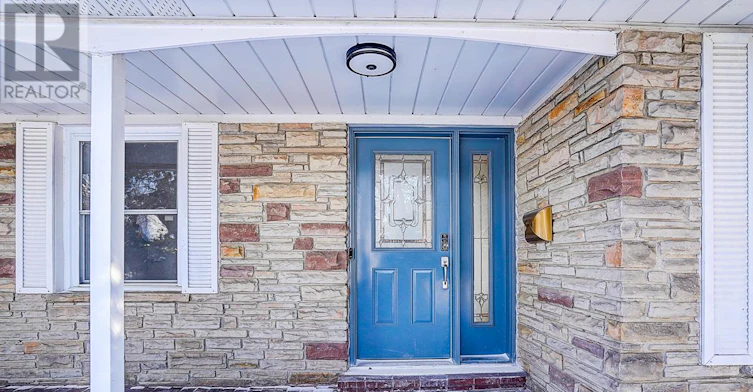 15 Crossburn Drive, Toronto, ON, M3B 2Z3 - 6