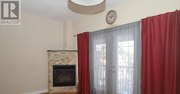 2194 Niagara Drive S, Ottawa, ON, K1H 6L2 - 5
