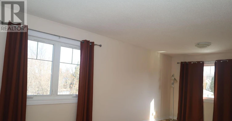 2194 Niagara Drive S, Ottawa, ON, K1H 6L2 - 21