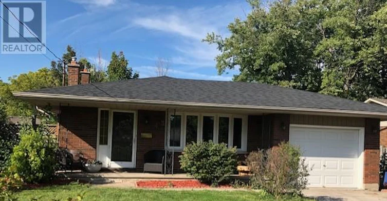 UPPER-43 Dunvegan Road, St. Catharines, ON, L2P 1H5