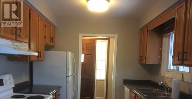 UPPER-43 Dunvegan Road, St. Catharines, ON, L2P 1H5 - 7