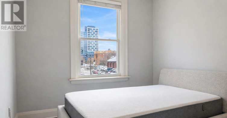 2-64 Simcoe Street N, Oshawa, ON, L1G 4S2 - 8