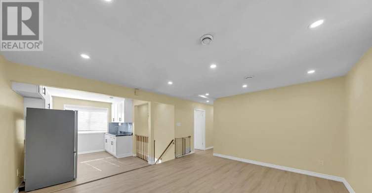 MAIN-41 Tormore Drive, Richmond Hill, ON, L4C 3N3 - 7