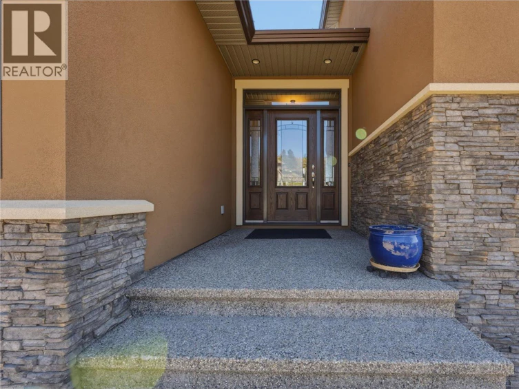 2579 Sylvia Road, Lake Country, BC, V4V 2R8 - 3