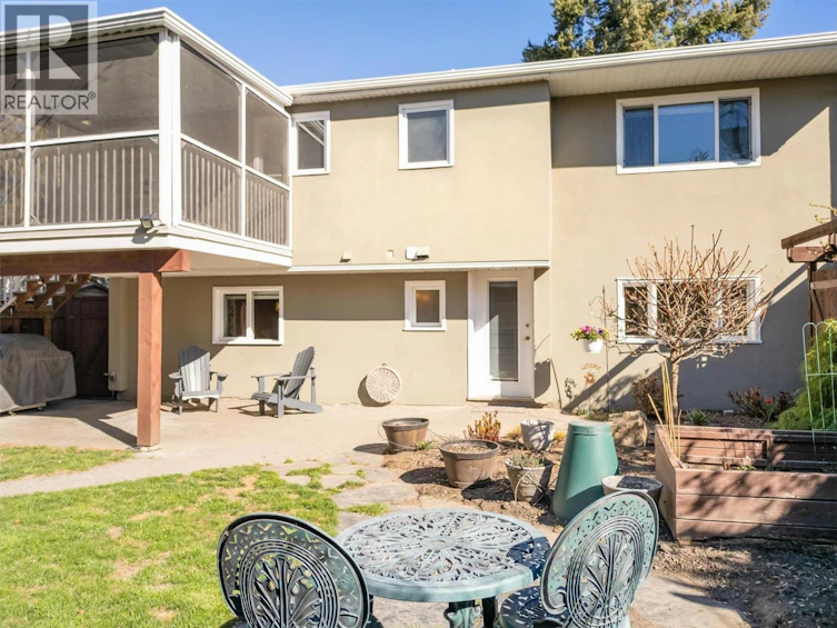 645 Francis Avenue, Kelowna, BC, V1Y 5G4 - 42
