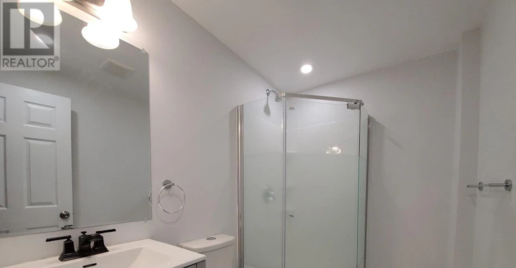 LOWER-644 Mcbean Avenue, Newmarket, ON, L3X 2J5 - 6