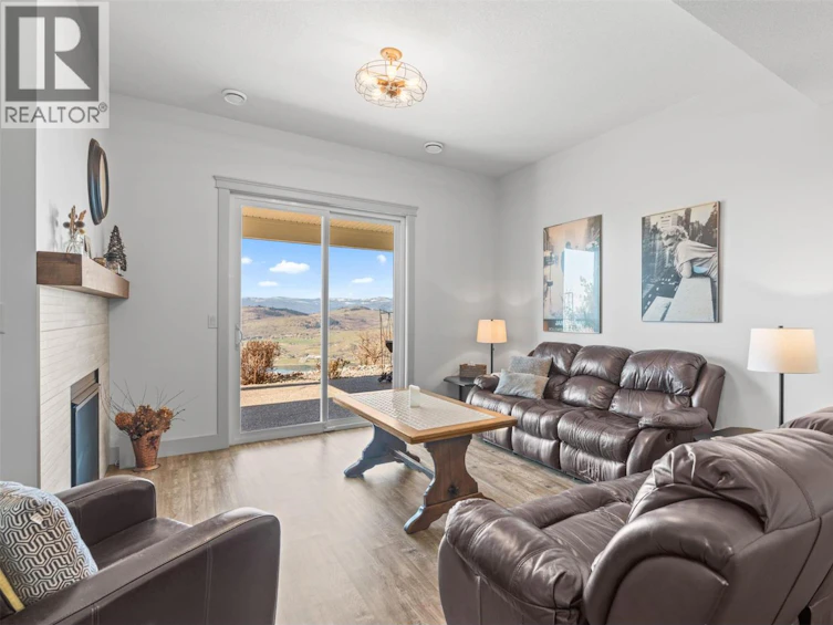 1548 Phoenix Drive, Vernon, BC, V1B 4B3 - 53