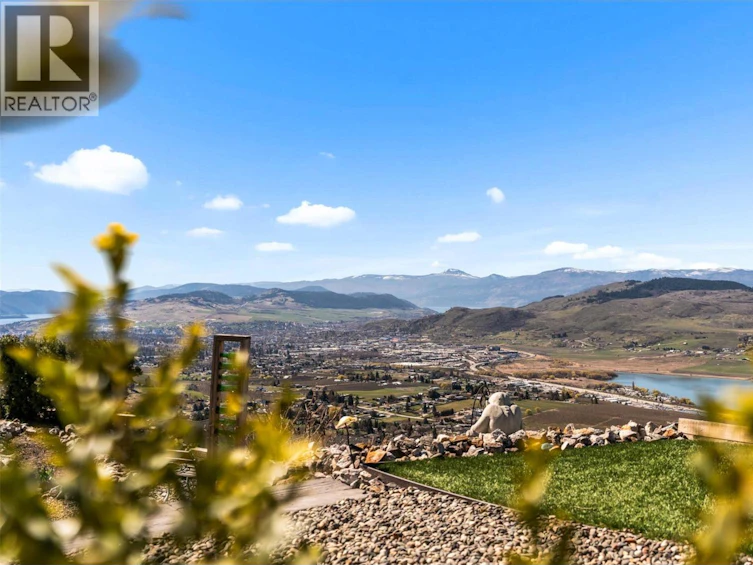 1548 Phoenix Drive, Vernon, BC, V1B 4B3 - 73