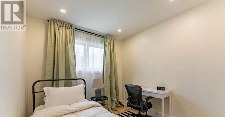 820 Grenon Avenue, Ottawa, ON, K2B 6G2 - 21
