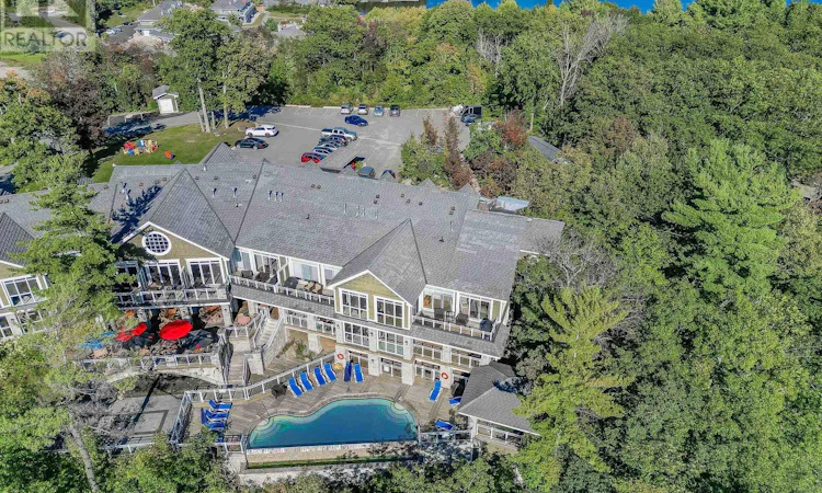 L215-C2-1869 Muskoka 118 Rd Highway W