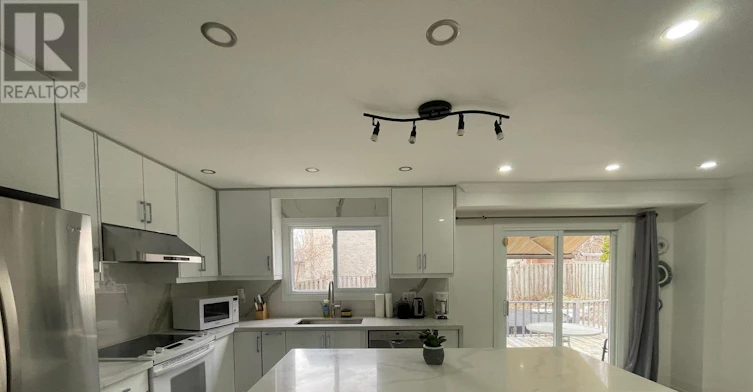 MAIN-166 Fincham Avenue, Markham, ON, L3P 4B3 - 5