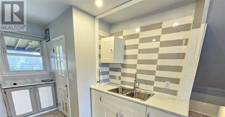 2-99 Golden Boulevard, Welland, ON, L3B 1H8 - 2
