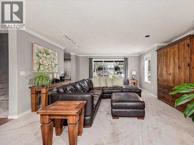 3925 Flower Court, Kelowna, BC, V1W 4W2 - 9