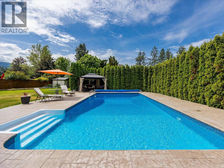 3925 Flower Court, Kelowna, BC, V1W 4W2 - 38