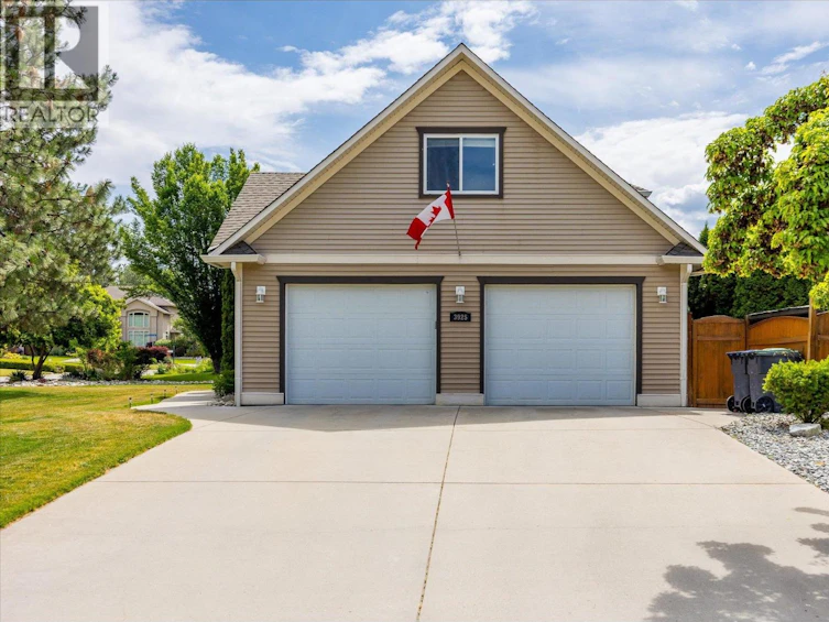 3925 Flower Court, Kelowna, BC, V1W 4W2 - 56