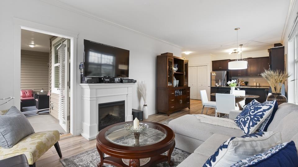 213-17712 57a Avenue, Surrey, BC, V3S 1J1