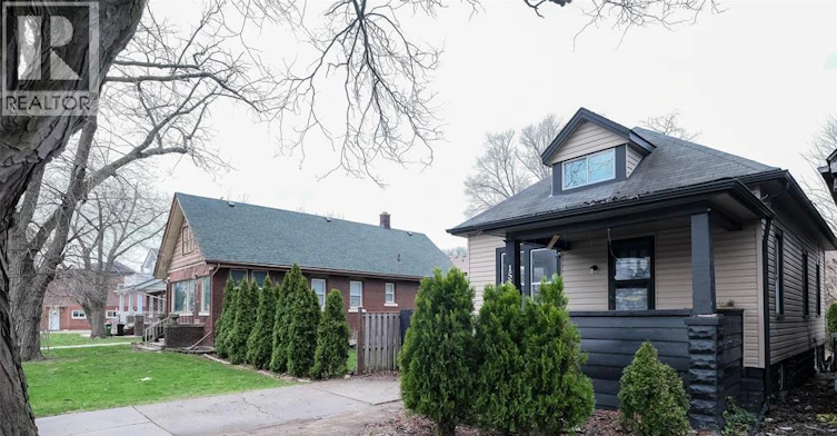 LOWER-1585 Pelissier, Windsor, ON, N9X 1M9 - 2