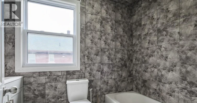UPPER-1585 Pelissier, Windsor, ON, N9X 1M9 - 12